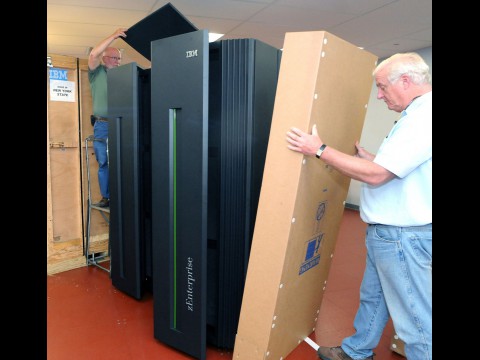 IBM zEnterprise 196